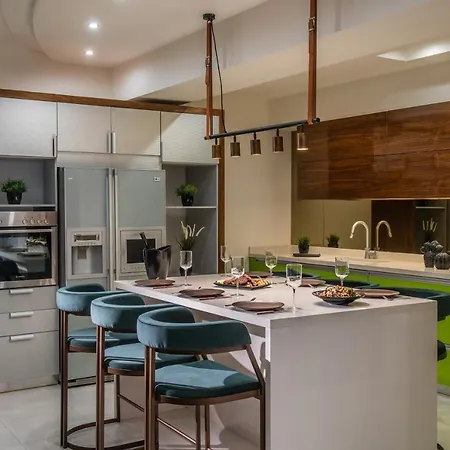 Casa vacanze Maison De Mare, 4br Luxury Hersonissos (Crete)